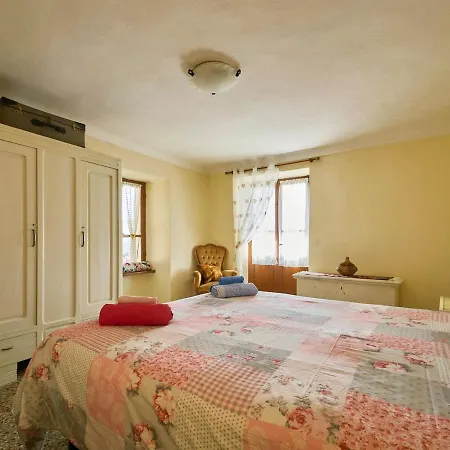 Casa Patron - Grande Casa Immersa Nella Natura Della Valchiusella, Vista Montagna, Perfetta Per Famiglie E Gruppi A 1 Ora Da Torino