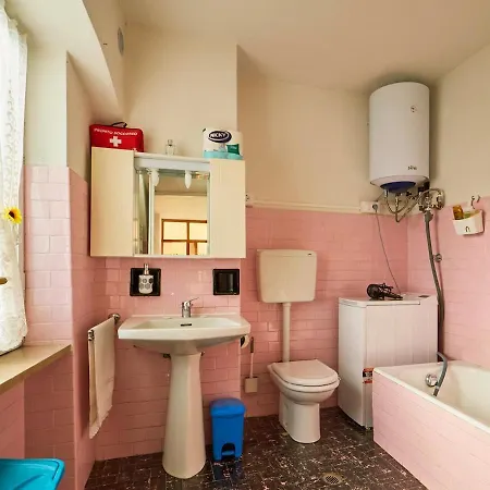 Prázdninový dům Casa Patron - Grande Casa Immersa Nella Natura Della Valchiusella, Vista Montagna, Perfetta Per Famiglie E Gruppi A 1 Ora Da Torino *