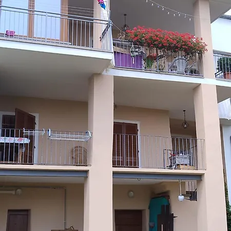 Casa Patron - Grande Casa Immersa Nella Natura Della Valchiusella, Vista Montagna, Perfetta Per Famiglie E Gruppi A 1 Ora Da Torino Prázdninový dům Val di Chy