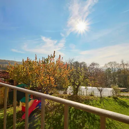 Casa Patron - Grande Casa Immersa Nella Natura Della Valchiusella, Vista Montagna, Perfetta Per Famiglie E Gruppi A 1 Ora Da Torino Casa vacanze